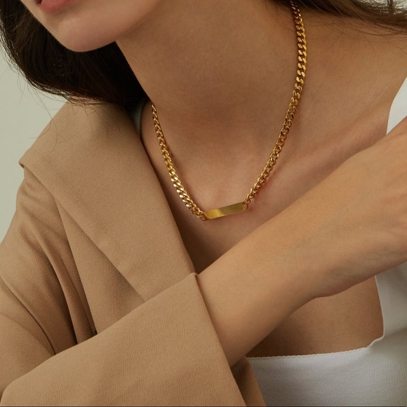 Bar Chain Necklace - Picture 7 of 7